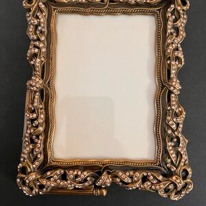 Vintage-Inspired Gold and Brown Picture Frame